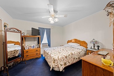 Lovely 3 bedroom 1 bath 1100 sq. ft. frame home, built in 1955 - photo 16