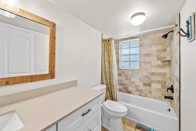 1035 Lake Shore Dr 105 - photo 20