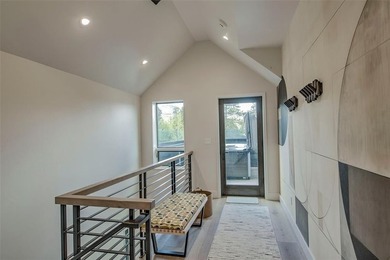 Experience elevated mountain living in this like-new luxury - photo 23