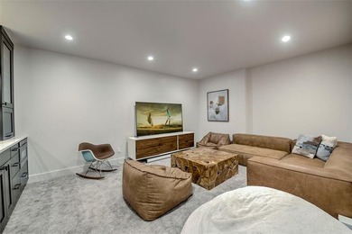 Experience elevated mountain living in this like-new luxury - photo 32