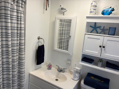 This home is a dream come true if you are looking to retire to - photo 5