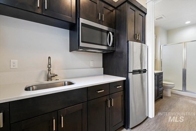 Welcome to this stunning single-level home with a separate - photo 37