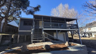 Lake Home For Sale in Klamath Falls, Oregon