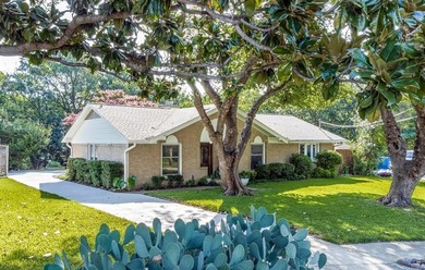 (private lake, pond, creek) Home Active Under Con in Richardson Texas