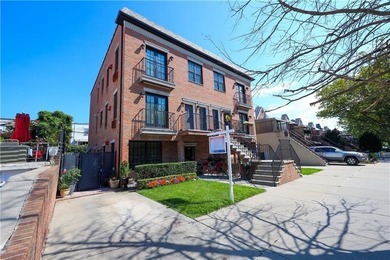 Experience refined living in this exceptional 1,752 square foot - photo 3