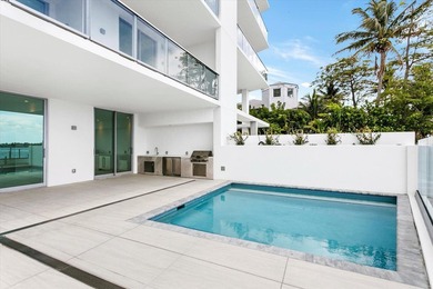 The ONLY DIRECT WATERFRONT Intracoastal Townhouse available in - photo 15