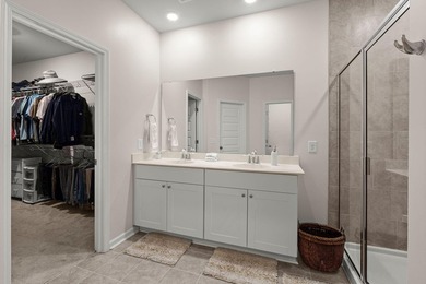 **Sellers offering $5k towards buyers closing costs!!* Why wait - photo 28