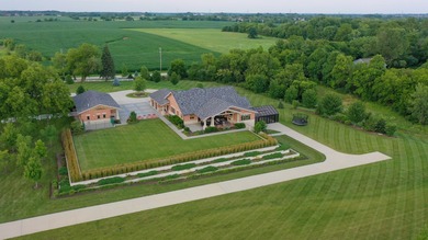 BUY OF A LIFETIME! Imagine LIVING, RELAXING, and ENTERTAINING on - photo 3