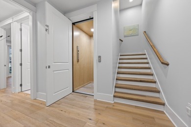 Welcome to refined coastal living in this luxurious Brownstone - photo 6