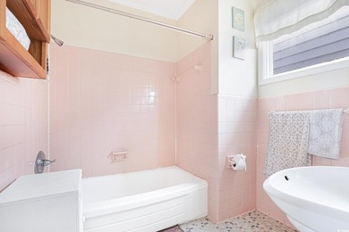 Welcome to this charming efficiency unit in the desirable Ocean - photo 15