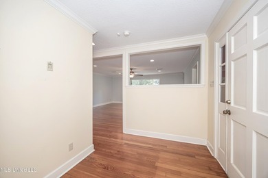 DOWNTOWN OCEAN SPRINGS home with all of the charm and character - photo 20