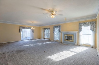 Come enjoy low-maintenance living at Apple Tree Manor, a secure