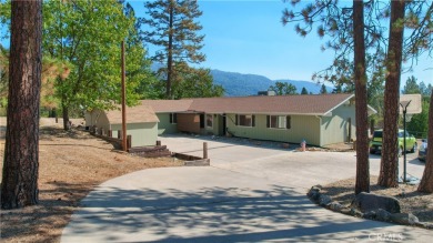 (private lake, pond, creek) Home For Sale in Mariposa California