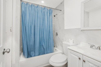 Welcome to 819 E 223rd St in the heart of the Williamsbridge - photo 14