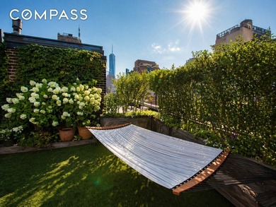 A Rare Full-Floor SoHo Penthouse Crowned by a Private Rooftop of - photo 1