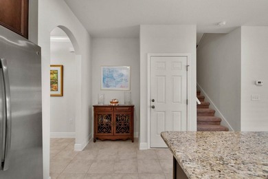 Immaculate, well maintained stunning 5-Bedroom, 2.5 Bath Home - photo 8
