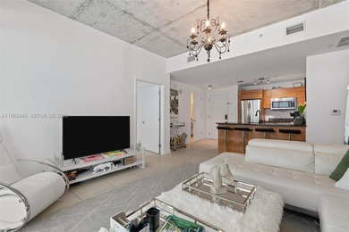 Stunning 1 bed, 1.5 bath condo in the heart of Midtown Miami