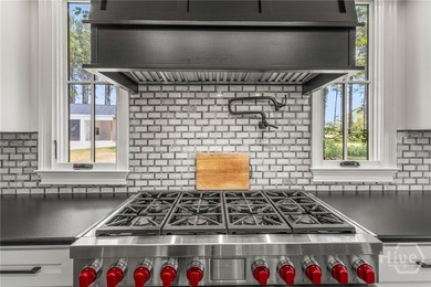 Some homes are beautiful. Others make you wonder why you'd ever - photo 15