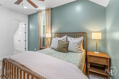 Some homes are beautiful. Others make you wonder why you'd ever - photo 32