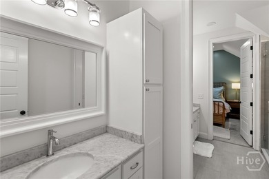 Some homes are beautiful. Others make you wonder why you'd ever - photo 34