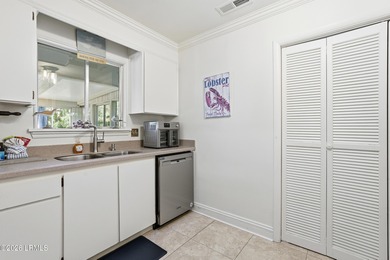 Looking for the convenience of one-level beach living without - photo 10