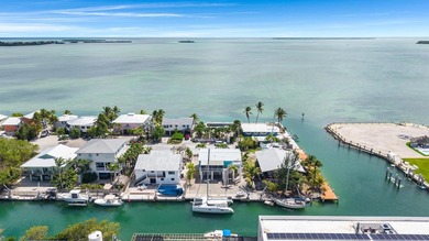 Sailor's Dream -- waterfront living at its best! Beautifully - photo 12