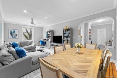 Location & Luxury! Welcome to 'The Windsor' at 21 Barstow - one - photo 8