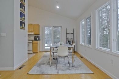 Welcome home to this peaceful & serene 3 bed, 2.5 bath - photo 13
