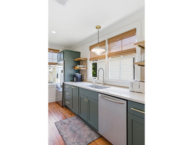 Fantastic luxury house-hack opportunity in the heart of Downtown - photo 17