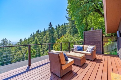 Steps to the Dipsea and Mount Tam trails, with treehouse living - photo 22