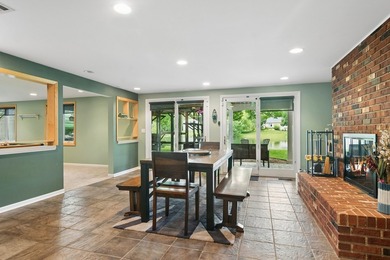 Cannot beat the location! Retreat to a sanctuary where classic - photo 25