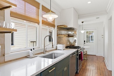 Fantastic luxury house-hack opportunity in the heart of Downtown - photo 31