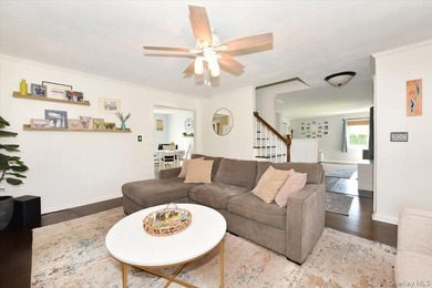 Welcome to this beautiful home located in the heart of Merrick - photo 5