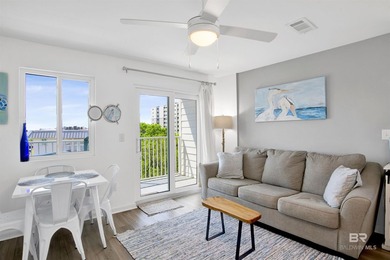 It's all about the view at this 1 bedroom/1 bathroom condominium - photo 6