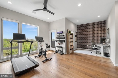 Welcome to 3117 Pierview Lane, a fully upgraded Essex model home - photo 37