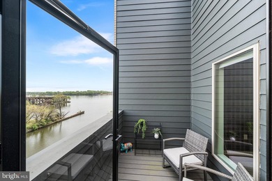 Welcome to 3117 Pierview Lane, a fully upgraded Essex model home - photo 39