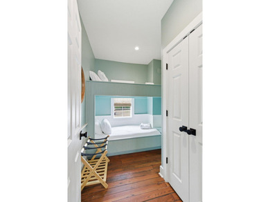 Fantastic luxury house-hack opportunity in the heart of Downtown - photo 41