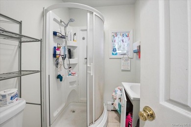 Opportunity Knocks in Mastic Beach! Situated on a spacious - photo 11