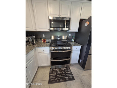 This large home has the open floorplan everyone is looking for! - photo 14