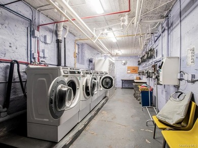 Welcome to 306 E Mosholu Pkwy S 4F. This 1 Bedroom 1 Bathroom - photo 17
