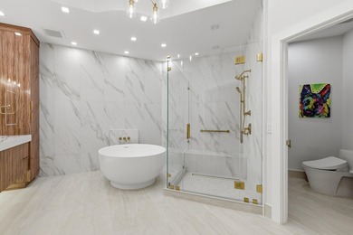 Rare opportunity: Own a spectacular, completely renovated eighth - photo 31