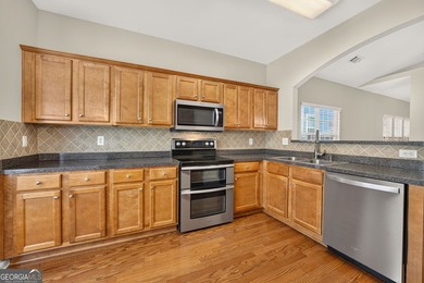 Welcome home to this charming 3-bedroom, 2-bath ranch in the - photo 11