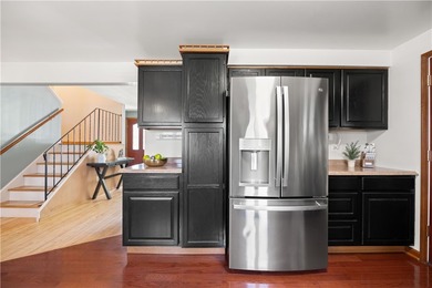 Welcome Home to a spacious 4-Bedroom on a Prime Corner Lot - photo 19