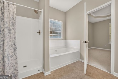 Welcome home to this charming 3-bedroom, 2-bath ranch in the - photo 19