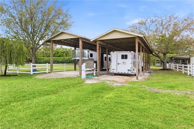 Equestrian Facility, ready for your horses, or set up a working - photo 22
