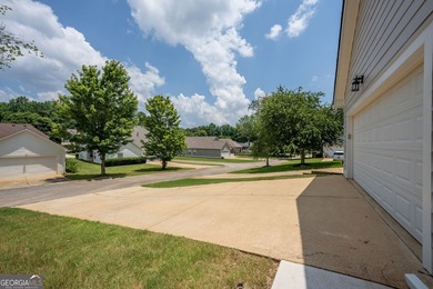 Welcome home to this charming 3-bedroom, 2-bath ranch in the - photo 37
