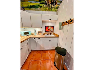 Equestrian Facility, ready for your horses, or set up a working - photo 45
