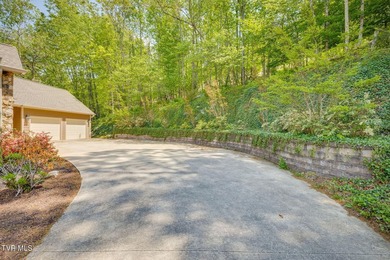 The beautiful, Boone's Creek neighborhood of Lake Meadows is a - photo 5
