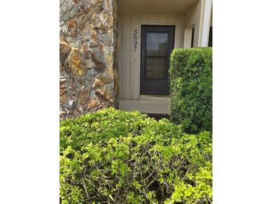 Beautifully maintained ground-floor condo located in the - photo 27