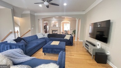 Stately Brick Townhouse (2 Car Garage End-Unit) in Sought-After - photo 17